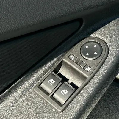 26867065_500